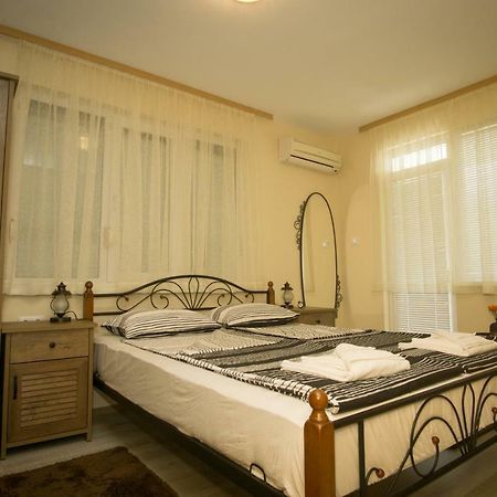 Двойна Стая I - Къща За Гости Зоя Apartment Tsarevo Luaran gambar