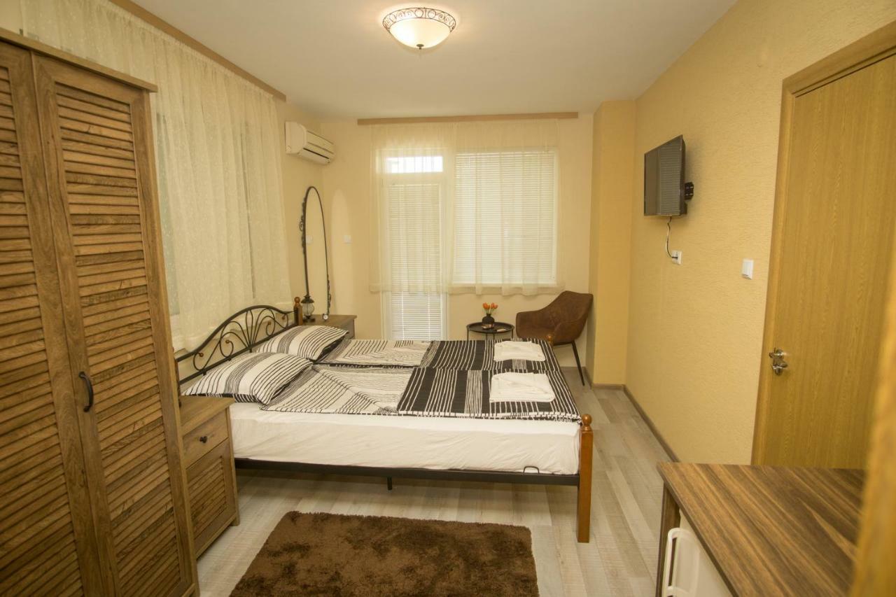 Двойна Стая I - Къща За Гости Зоя Apartment Tsarevo Luaran gambar
